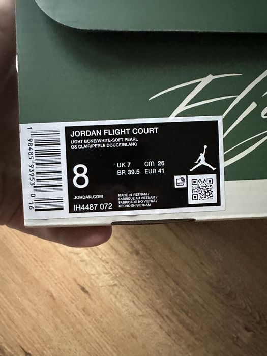 Nike Air Jordan  flight court rozmiar 41