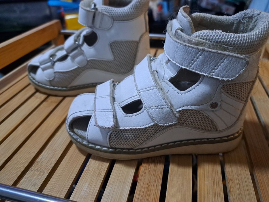 Sandalia/Bota ortopedica