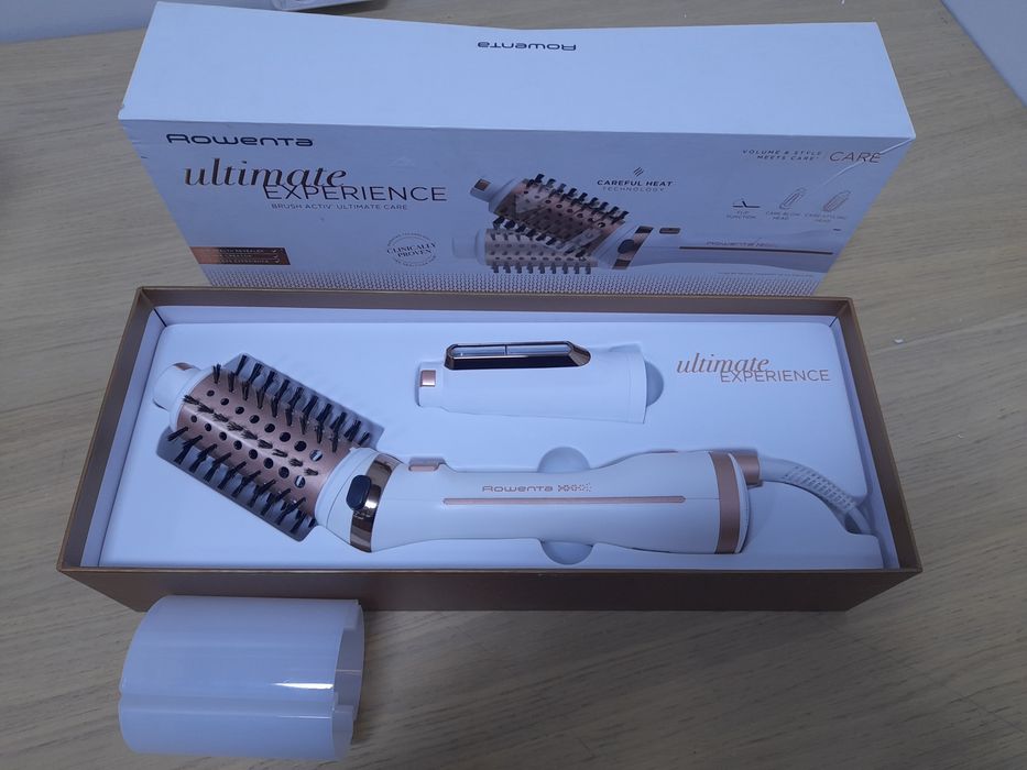 Фен-щітка Rowenta CARE CF9720F0