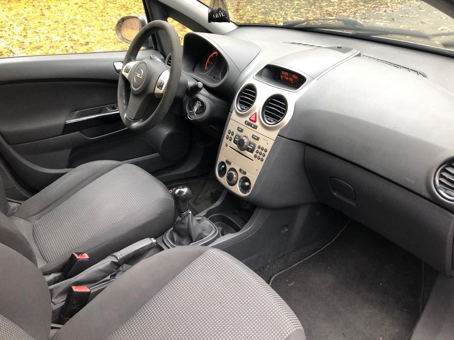 Opel Corsa D 1.3CDTi Niski przebieg Zarejestrowana