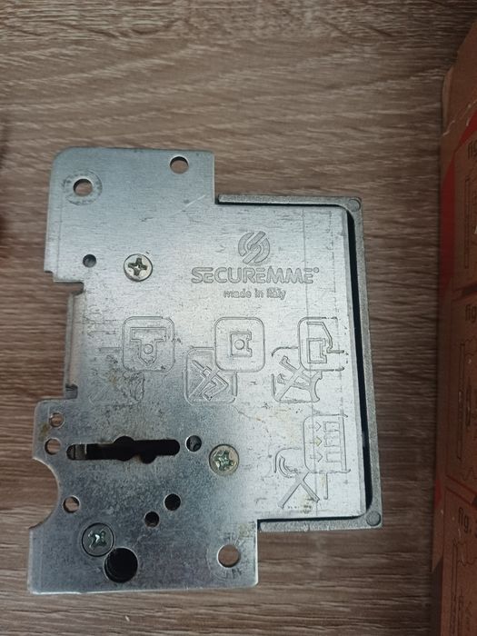 Fechadura para porta de segurança SECUREMME - Abre para esquerda