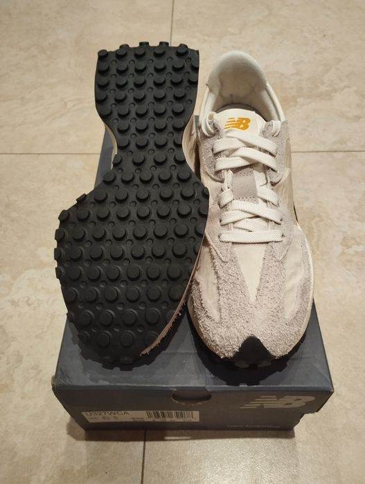 New Balance U327WCA