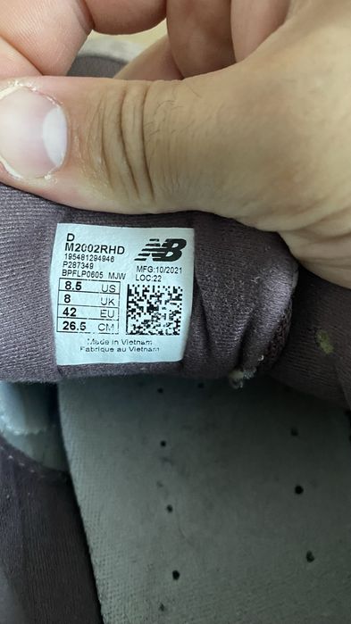 New balance 2002r