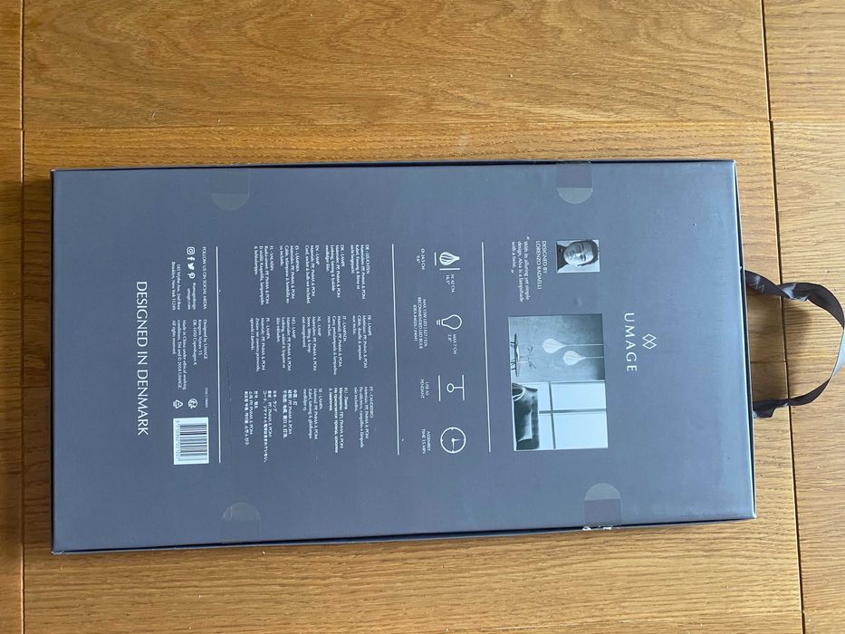 Minimalistyczna lampa Alva medium od duńskiej marki UMAGE
