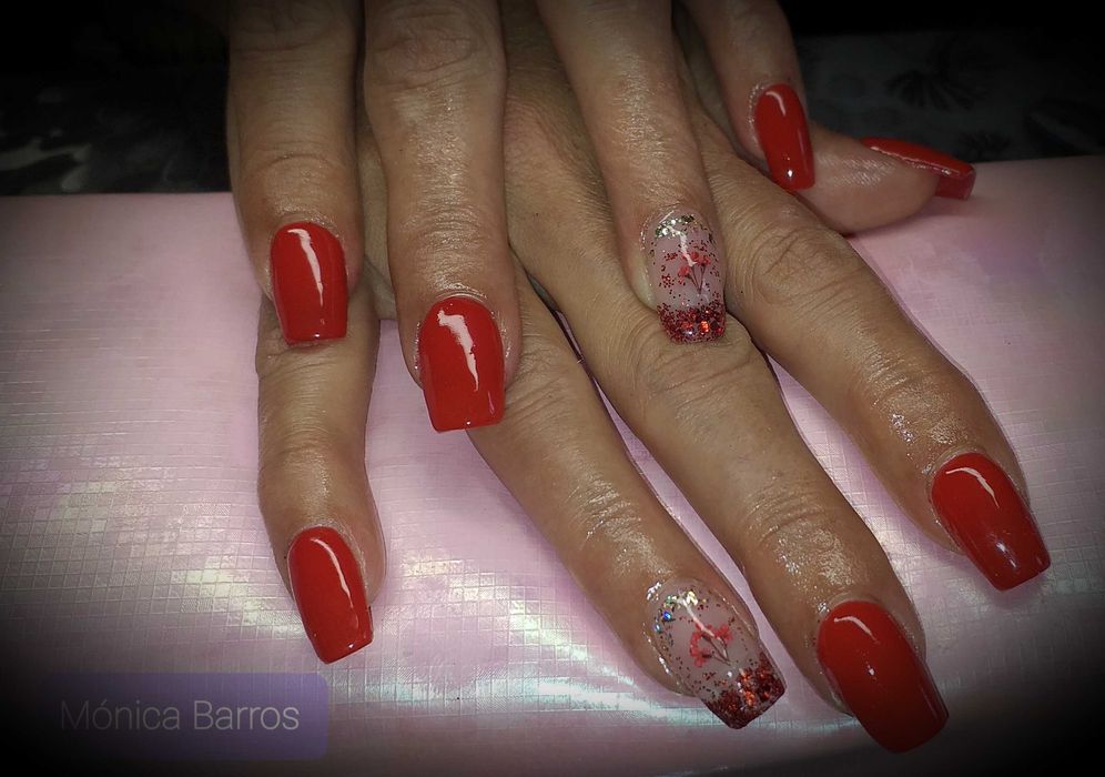 Unhas de Gel e Verniz de gel