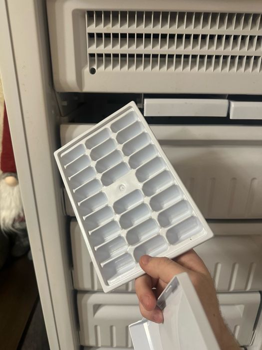 Морозильна камера INDESIT