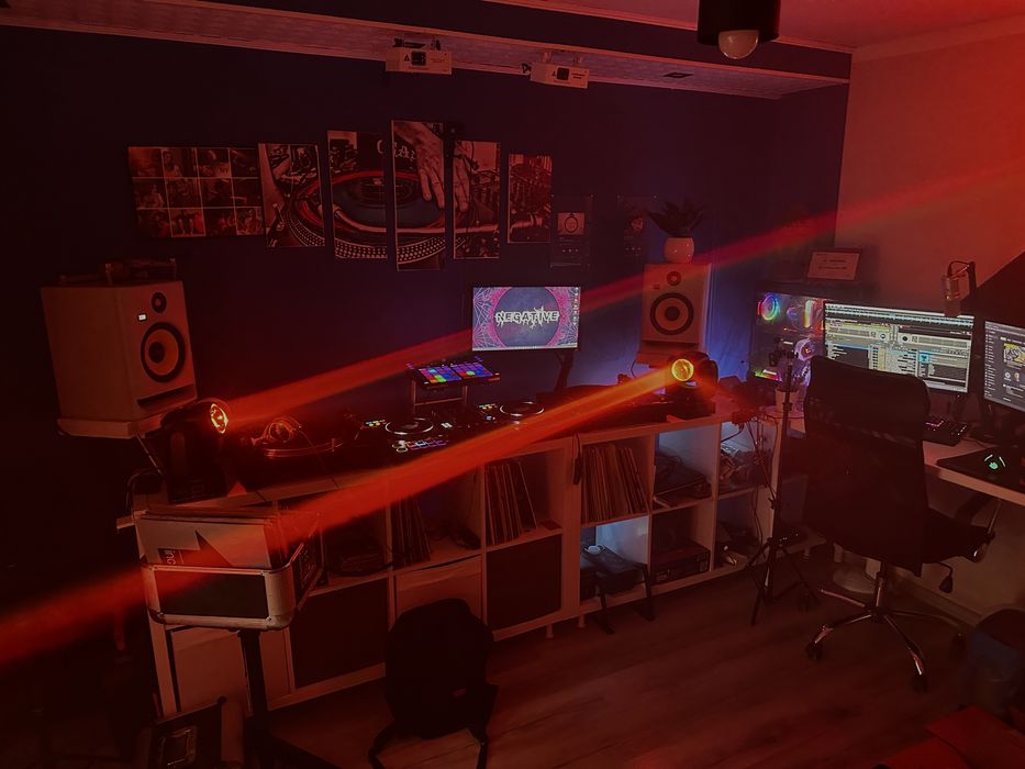 Dwie nowe głowy ruchome RGBW 90W Beam!