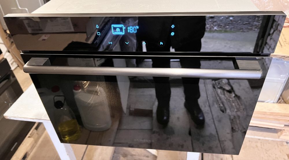 Духовка з свч преміум Samsung (Малайзія)
