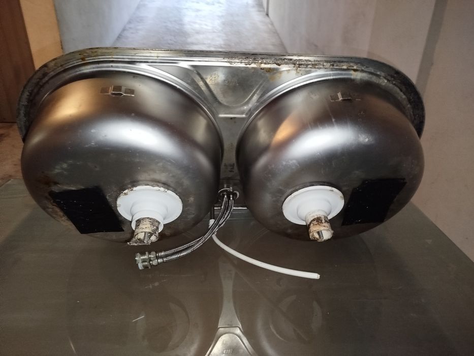 Lava loiça com 2cubas sem torneiras