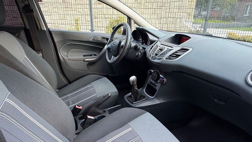 Ford Fiesta Niski przebieg! Pierwszy właściciel Książka Ford Serwis!