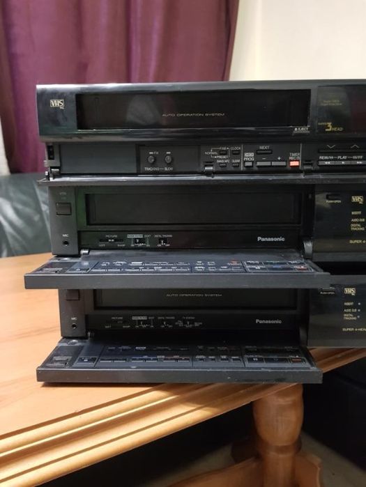 Видеомагнитофон Panasonic J 35- 40