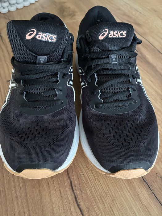 Sneakersy Asics 40