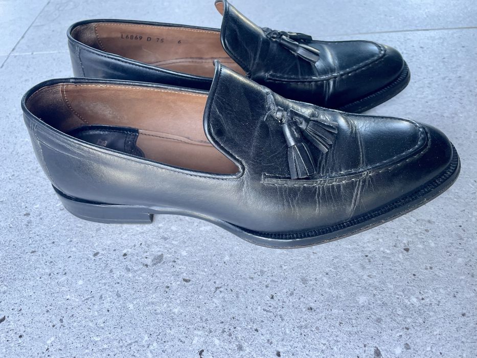 Sapatos pretos Lotusse T41