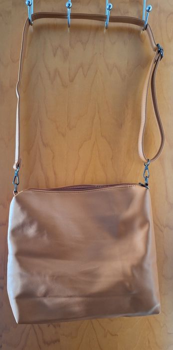 Mala de senhora Camel