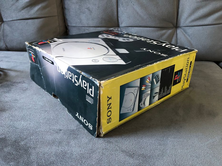 PlayStation PSX scph-1002 C box