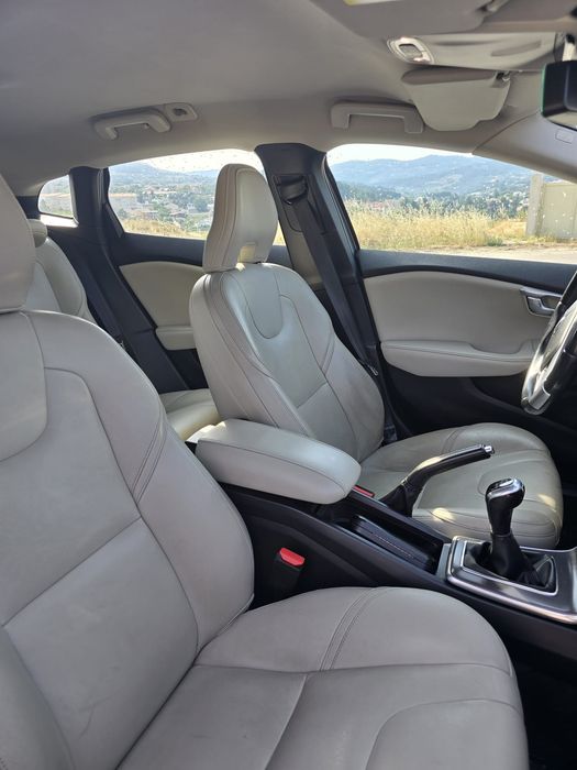 Volvo V40 1.6 Bom Estado