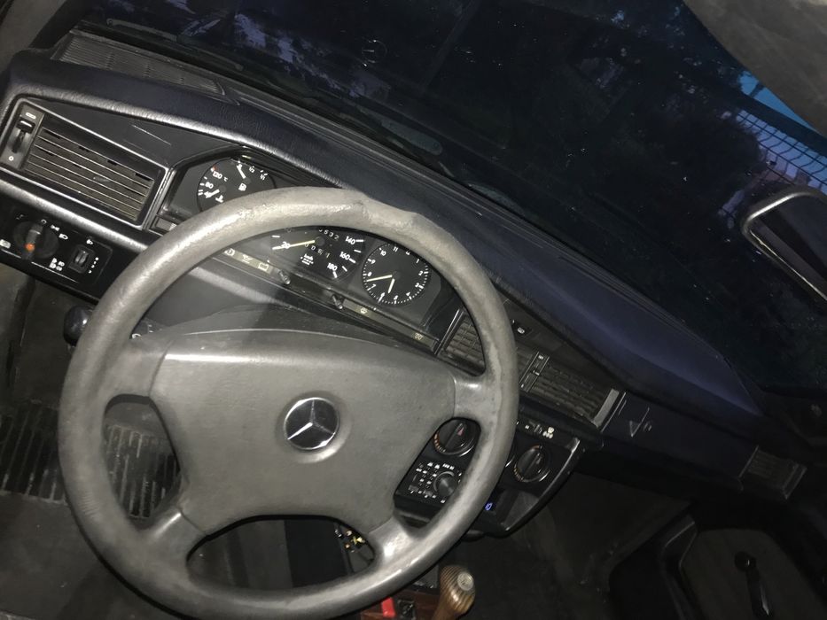 Mercedes Benz 190 W201 (4 velocidades)