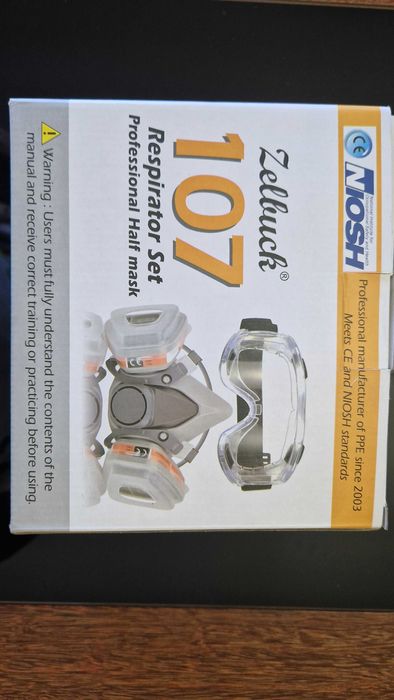 Máscara respiratória profissional com filtros