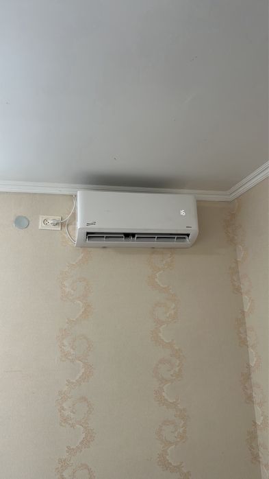 Сдам посуточно 1-о и  2-ох комнатную квартиру возле басейна,житло