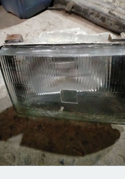 Фара на газель..