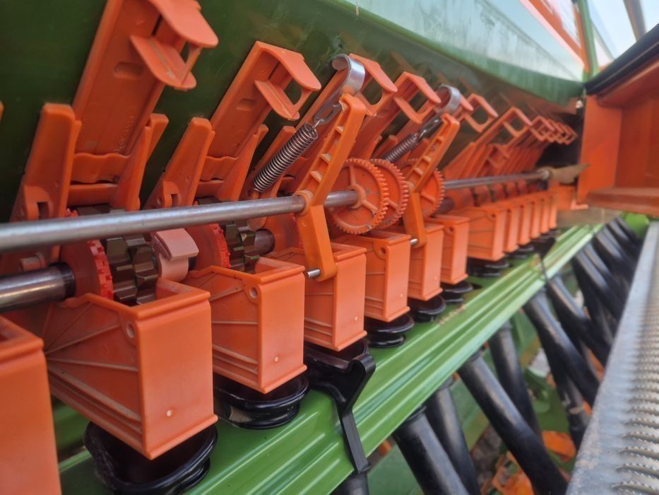 Amazone AD 3000 KE 303 agregat uprawowo siewny d9 3m kg kx
