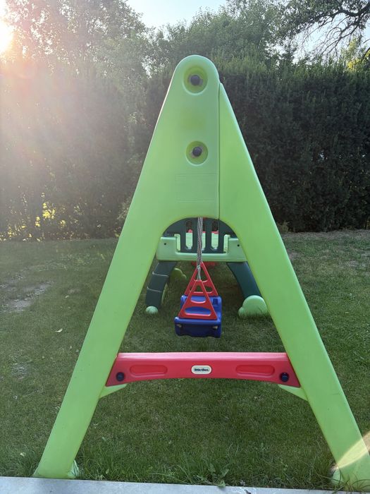 Ogrodowy plac zabaw little tikes