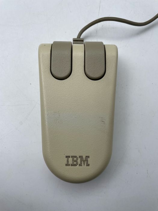 computador vintage IBM ps1