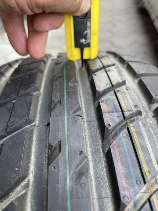 Dunlop Sport 235 45 17 літо 1 шт