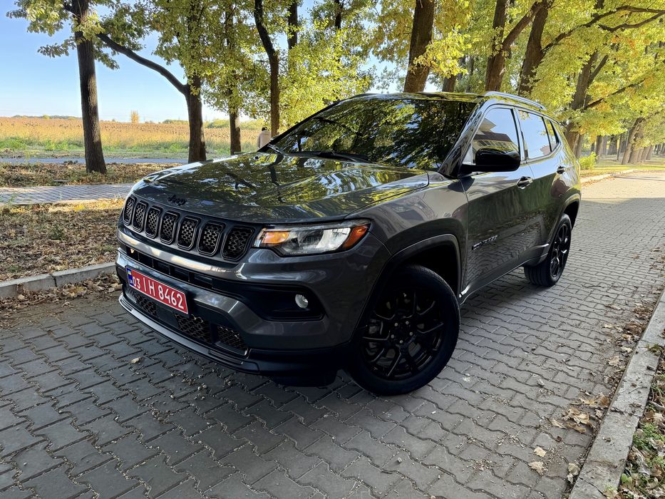 Jeep Compass 2023 рік, пробіг 40 т км, стан нового, обмін