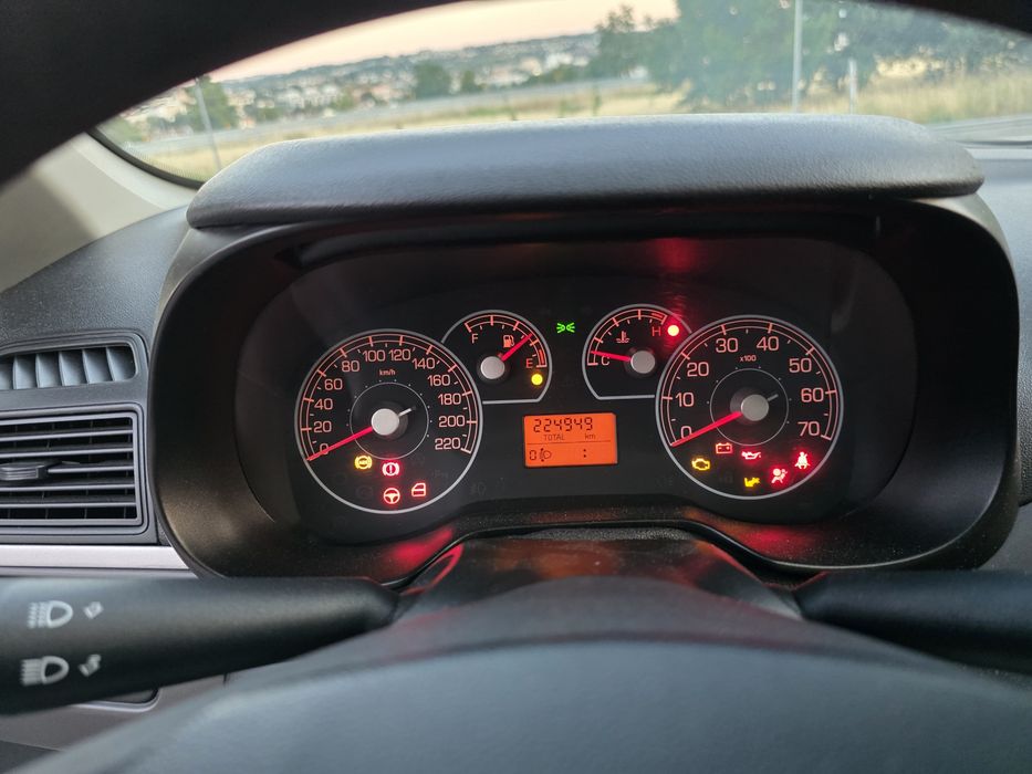 Fiat Punto comercial