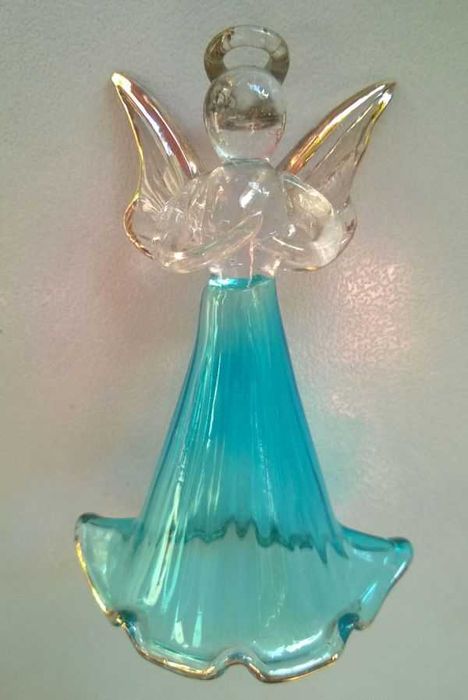 Figurki Aniołków Figurka Aniołek szklany stojący modlący się 8cm