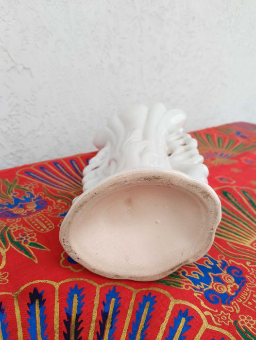 Wazon stary piękny prl delikatny kwiatowy wzór