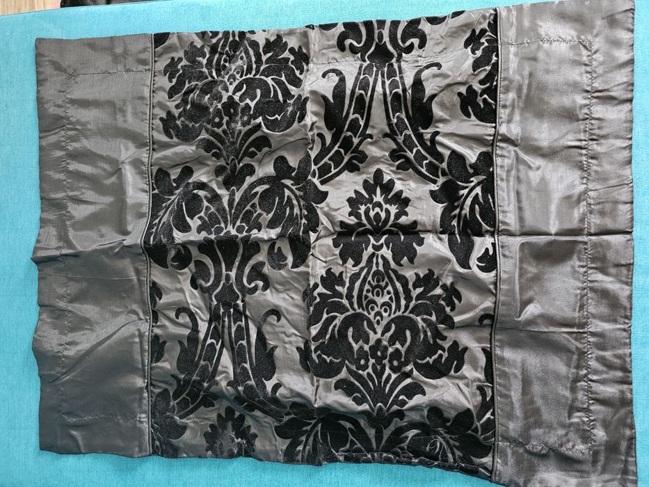 Ozdobna narzuta, pled na lozko + 2 poszewki na poduszki 210x230cm