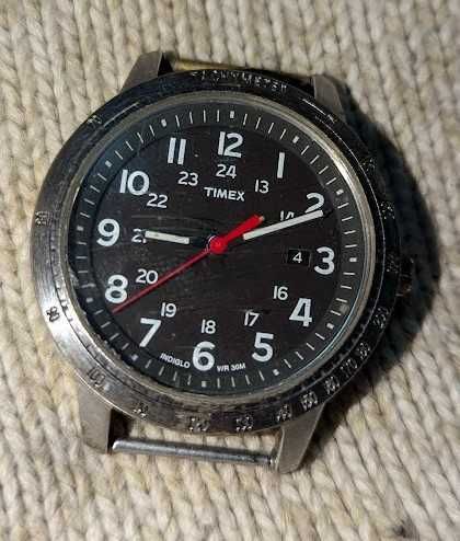 Мужские часы Timex T2N639 Weekender Sport. Рабочие с новой батареей.