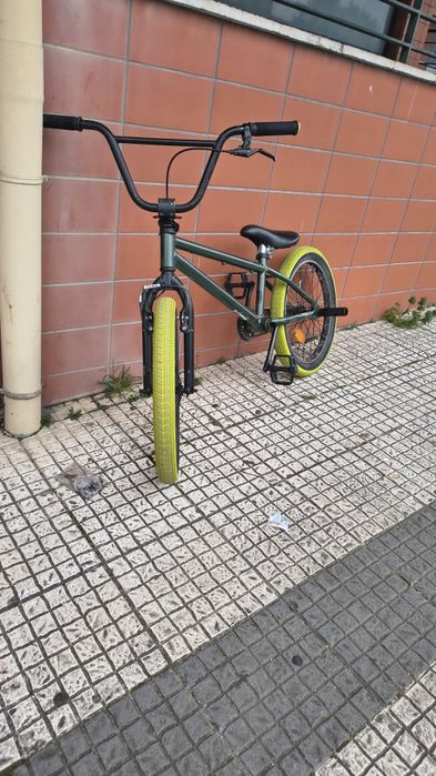 Bicicleta BMX adulto