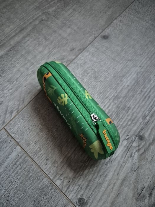Etui na okulary nowe