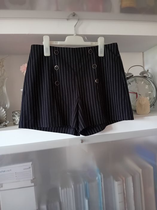 Amisu świetne spodenki damskie L