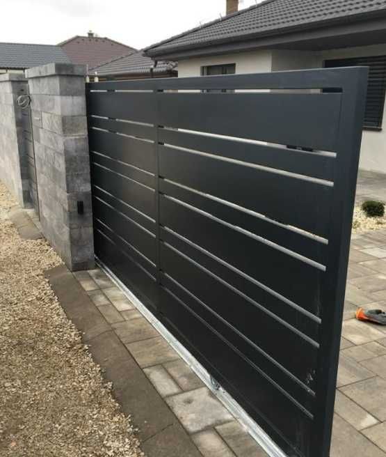 PORTÃO EM TUBO E/OU CHAPA GALVANIZADA - SOB MEDIDA