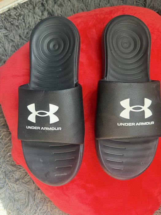 Klapki Under Armour 45, stan bdb