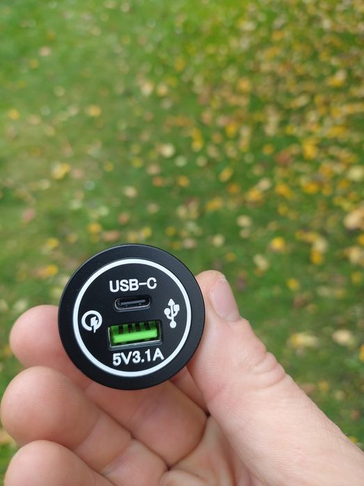 Usb-c ładowarka samochodowa 12v
