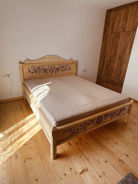 Łóżko góralskie drewniane Lite drewno