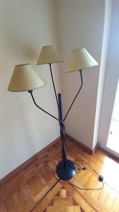 Three-Light Lamp64861408105857121