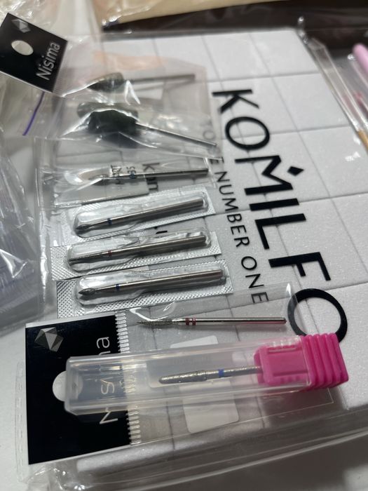 Матеріали для манікюру та педикюру