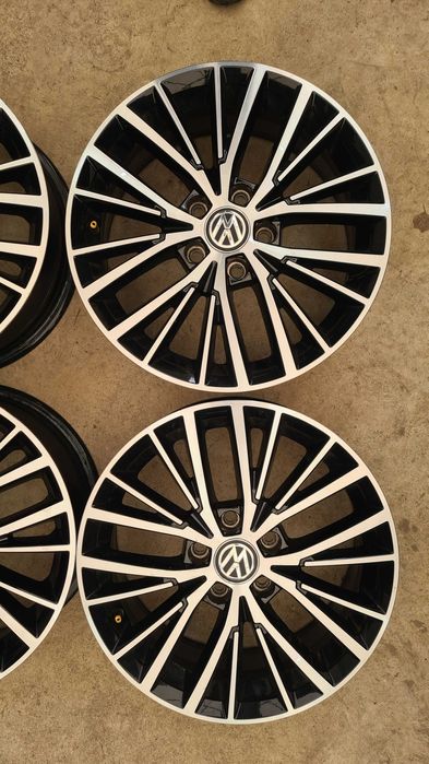 Felgi aluminiowe VOLKSWAGEN TOURAN GOLF ! 17 Cali ! MONTAŻ!