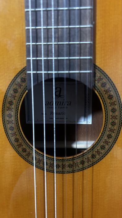 Guitarra clássica Admira Rosario