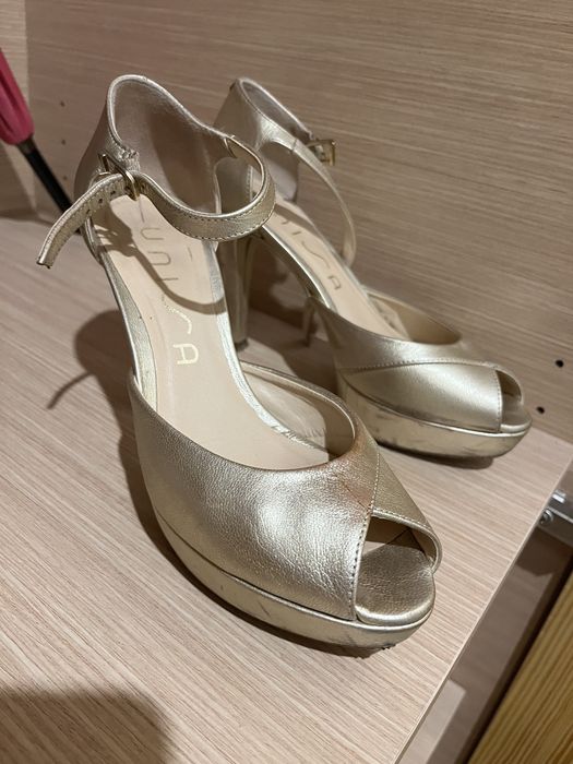 Sandalias altas unisa 38