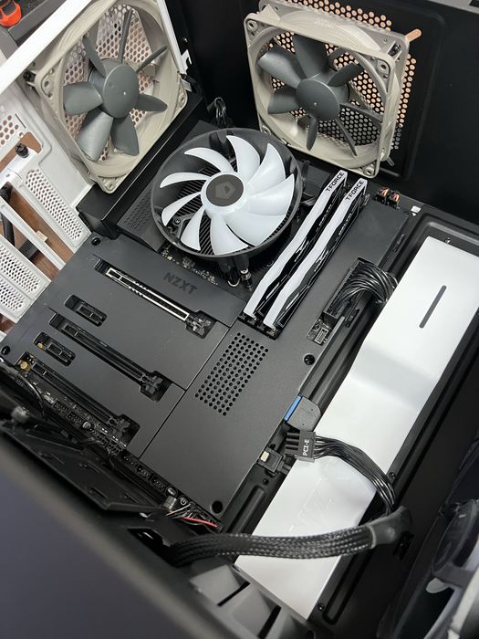 Материнська плата NZXT N7 Z790 Wi-Fi Black — Ідеальний стан!