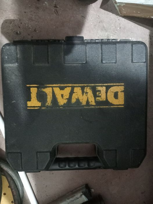 Kit Aparafusadora DeWalt XR Li-ion 10.8V