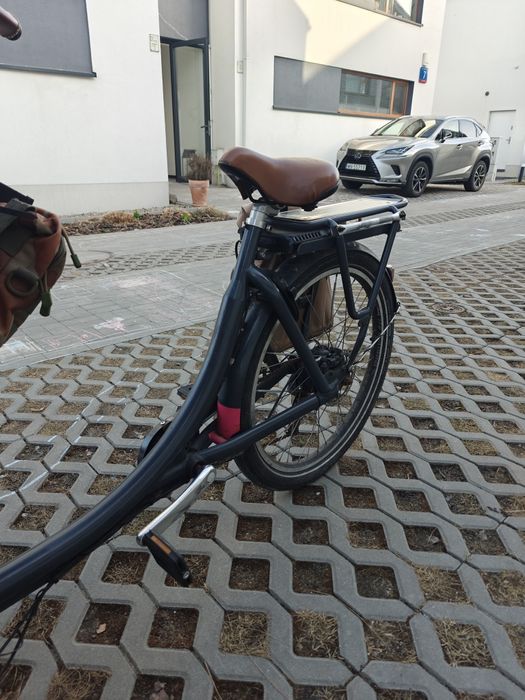 Babboe Curve E elektryczne cargo 4 dzieci – namiot, sakwa,