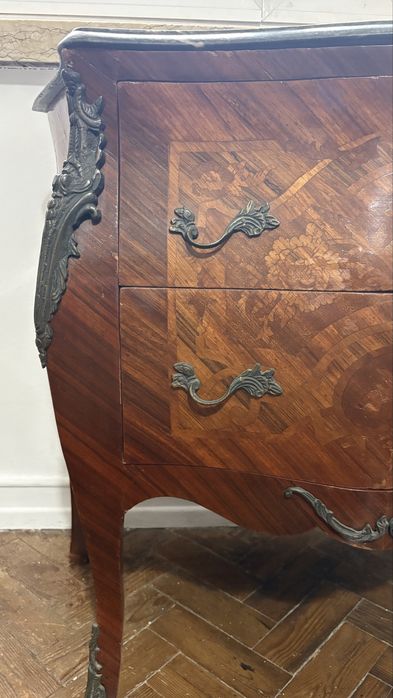 Movel importado do Egito